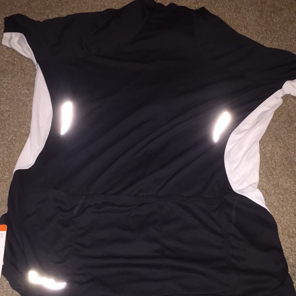 Athletic top